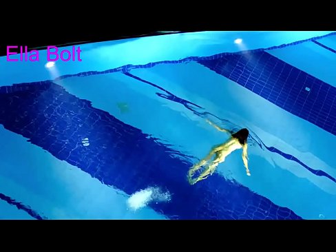 ❤️ Abdi teu tiasa ngeureunkeun nonton, pirang ngora bray ngojay buligir di ELLA bolt Resort kolam renang ❤️❌ video bangsat dina pornosu.zhangshumeng.top ❌️